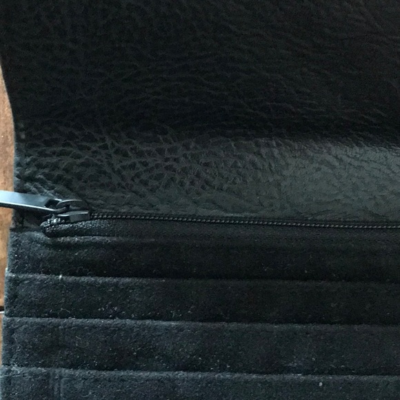 Matt & Nat Vegan Leather Wallet - Picture 8 of 8